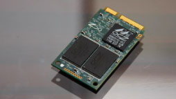 ���������꡼ No.008�Υ���ͥ������ / ������SSD���礭���ɤ��ڤ�OCZ��PCIe�ץ�åȥե������Kilimanjaro�׺��Ѥ�Thunderbolt�б�SSD��6Gbps����ȥ�����κǿ��������