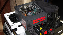 ���������꡼ No.016�Υ���ͥ������ / ������SSD���礭���ɤ��ڤ�OCZ��PCIe�ץ�åȥե������Kilimanjaro�׺��Ѥ�Thunderbolt�б�SSD��6Gbps����ȥ�����κǿ��������