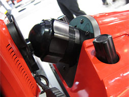 画像ギャラリー No.009のサムネイル画像 / AndoridやiOS搭載端末と,その周辺機器が見せるゲームデバイスの可能性。2012 International CESで展示された新製品をまとめてチェック