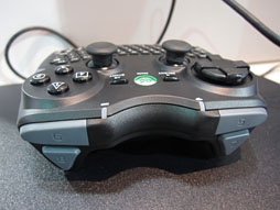 画像ギャラリー No.014のサムネイル画像 / AndoridやiOS搭載端末と,その周辺機器が見せるゲームデバイスの可能性。2012 International CESで展示された新製品をまとめてチェック