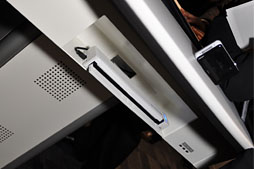 画像ギャラリー No.023のサムネイル画像 / 「最新技術を使いやすい形でいち早く製品化したい」。インテル,つくば本社内にソフト&ハードメーカーとの協業を図るための施設をオープン