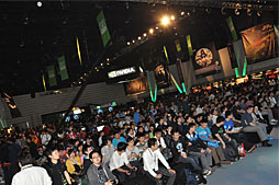 ꡼ No.003Υͥ / NGF 2012/GeForce LANפΥ।٥ʬݡȡΥϳΤ˥ݡĶԤä