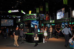 ꡼ No.008Υͥ / NGF 2012/GeForce LANפΥ।٥ʬݡȡΥϳΤ˥ݡĶԤä