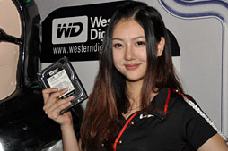 ꡼ No.010Υͥ / NGF 2012/GeForce LANפΥ।٥ʬݡȡΥϳΤ˥ݡĶԤä