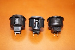 画像ギャラリー No.018のサムネイル画像 / HORIの新作アーケードスティック「ファイティングエッジ」レビュー。sako氏お墨付きのプレイフィールと,内部構造を徹底解剖