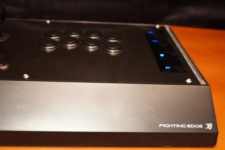 Horiの新作アーケードスティック ファイティングエッジ レビュー Sako氏お墨付きのプレイフィールと 内部構造を徹底解剖