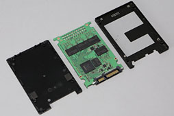 画像ギャラリー No.009のサムネイル画像 / Samsung製SSD「SSD 830」を試す。シーケンシャルアクセスとランダムライトが速く,価格対性能比は高い