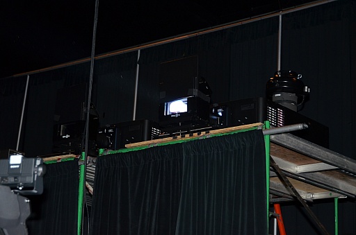 ꡼ No.002Υͥ / SIGGRAPHϽʱʤޤElectronic TheaterץݡȡԡˡफϡDiRTץ꡼Υץ˥󥰤