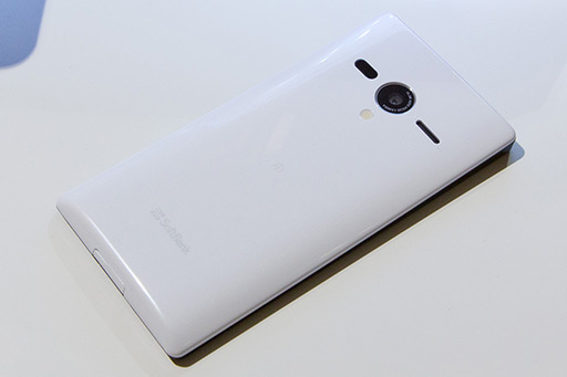 ꡼ No.013 | եȥХ󥯥Х롤2012ǯߡ2013ǯեǥΥޡȥեȯɽ郎110Mbps̿AXGPפȡSoftBank 4Gפб