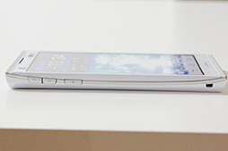 ꡼ No.021 | եȥХ󥯥Х롤2012ǯߡ2013ǯեǥΥޡȥեȯɽ郎110Mbps̿AXGPפȡSoftBank 4Gפб