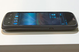 ꡼ No.033 | եȥХ󥯥Х롤2012ǯߡ2013ǯեǥΥޡȥեȯɽ郎110Mbps̿AXGPפȡSoftBank 4Gפб