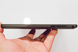 画像ギャラリー No.022のサムネイル画像 / Lenovo,Windows 8タブレット「ThinkPad Tablet 2」を解説。「Atom Z2760」搭載で軽量・薄型を実現