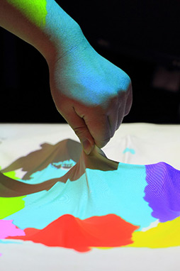 ꡼ No.014 | ŵǼ򼫺ߤ뵻Ѥо졣SIGGRAPH 2012Emerging TechnologiesŸݡȡ2 