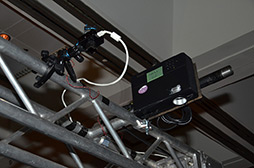 画像集#032のサムネイル/3枚の液晶パネルで多視点対応の裸眼3D立体視を実現。SIGGRAPH 2012「Emerging Technologies」展示セクションレポート（3） 