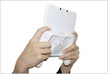 画像ギャラリー No.002のサムネイル画像 / リンクスプロダクツ,スタンドとしても使用できる3DS LL用グリップ全2色