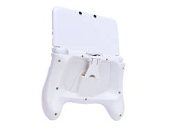 画像ギャラリー No.009のサムネイル画像 / リンクスプロダクツ,スタンドとしても使用できる3DS LL用グリップ全2色
