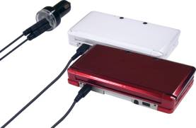 画像ギャラリー No.004のサムネイル画像 / 携帯ゲーム機やスマートフォンを2台同時に接続できる車載用充電器が発売に