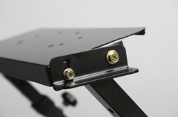 画像ギャラリー No.008のサムネイル画像 / “折りたたみ可能”なレースゲーム用コックピット「AP2 Foldable Racing Wheel Stand」レビュー