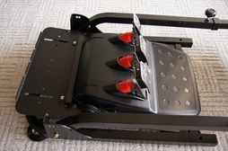 画像ギャラリー No.024のサムネイル画像 / “折りたたみ可能”なレースゲーム用コックピット「AP2 Foldable Racing Wheel Stand」レビュー