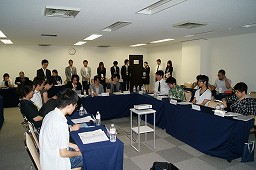 画像ギャラリー No.015のサムネイル画像 / ユーザー代表と開発/運営陣が真剣に討議。「ファンタジーアース ゼロ」,ユーザーカンファレンスを実地。今冬のアップデート情報も発表に