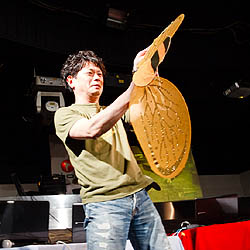 画像ギャラリー No.005のサムネイル画像 / FEZと岩田光央さん&鈴村健一さんのラジオ番組がコラボ。東京で実施されたラジオライブ「スウィートイグニッショントークライブ Powerd by FEZ」レポート