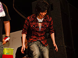 画像ギャラリー No.011のサムネイル画像 / FEZと岩田光央さん&鈴村健一さんのラジオ番組がコラボ。東京で実施されたラジオライブ「スウィートイグニッショントークライブ Powerd by FEZ」レポート