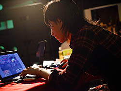 画像ギャラリー No.018のサムネイル画像 / FEZと岩田光央さん&鈴村健一さんのラジオ番組がコラボ。東京で実施されたラジオライブ「スウィートイグニッショントークライブ Powerd by FEZ」レポート