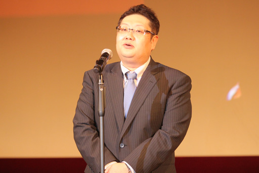 画像ギャラリー No.006のサムネイル画像 / 「RED STONE」運営10周年を祝い,300人のファンと乾杯! 2015年のロードマップも公開された「10th Birthday Party」をレポート