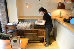 画像ギャラリー No.021のサムネイル画像 / 「RED STONE」,4月11日に東京で開催したオフラインイベント「21周年 RED STONE Theme Cafe」の公式レポートを公開