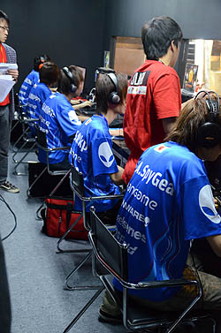 画像ギャラリー No.012のサムネイル画像 / 日本代表は5位で惜しくも決勝進出ならず。「SPECIAL FORCE」,インドネシア ジャカルタで開催された世界大会レポート