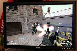 画像ギャラリー No.014のサムネイル画像 / 国内サービス開始5周年を迎える「SPECIAL FORCE」のオフラインイベントが福岡で開催。「Yuti」「SypGea」両選手と来場客との対決も