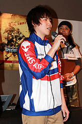 画像ギャラリー No.025のサムネイル画像 / 国内サービス開始5周年を迎える「SPECIAL FORCE」のオフラインイベントが福岡で開催。「Yuti」「SypGea」両選手と来場客との対決も