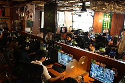 ���������꡼ No.028�Υ���ͥ������ / ���ޤ��Ѥ�ä���HELLGATE�פ����̤Υ����꡼�󥷥�åȤȤȤ�˾Ҳ𡣿�����ƥ�ġȵ����ɱ���ɤΥץ쥤�ࡼ�ӡ��������ܤΥ��ե饤�󥤥٥�Ⱦ���