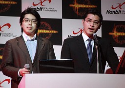 画像ギャラリー No.005のサムネイル画像 / 「HELLGATE」オープンβテスト,本日15時より開始。ディファ有明でのオープニングセレモニーの模様を紹介