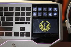 ꡼ No.004 | E3 2011RazerStar Wars: The Old RepublicפȤΥåʤо졣Star WarsͤΥޥ䥭ܡɤ򻣱ƤƤ