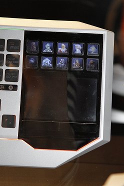 ꡼ No.007 | E3 2011RazerStar Wars: The Old RepublicפȤΥåʤо졣Star WarsͤΥޥ䥭ܡɤ򻣱ƤƤ