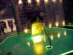 画像集#010のサムネイル/［E3 2012］Razerブースに新作マウス「Razer Taipan」と「MechWarrior Online」専用コントローラが出展