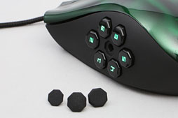 画像集#014のサムネイル/左サイドに6ボタンを搭載したマウス「Razer Naga Hex」レビュー。「MOBA＆アクションRPG向けモデル」の価値を探る