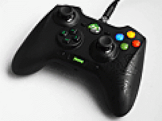 Razer Xbox 360 Pc向けの多ボタン 高機能ゲームパッド Sabertooth を発表 さっそく使ってみた