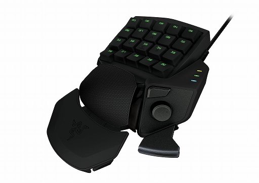 画像ギャラリー No.001のサムネイル画像 / Razer製左手用キーパッド「Orbweaver」が3月1日に国内発売。液晶タッチパッド搭載のキーボード「DeathStalker Ultimate」も