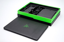 Razer Blade 14 レビュー 日本市場へ上陸したrazer製ノートpcの性能と発熱を細かく見てみる