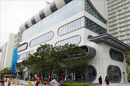 ꡼ No.002 | COMPUTEXϤޤθƤ餤顤ơʤסRazerΥꥢŹޡRazerStore Taipeiפ򸫤Ƥ