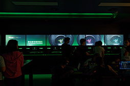 ꡼ No.016 | COMPUTEXϤޤθƤ餤顤ơʤסRazerΥꥢŹޡRazerStore Taipeiפ򸫤Ƥ