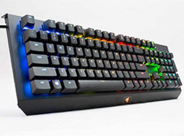 Razer BlackWidow X Chroma」英語配列モデルを試す。「X」付きの ...