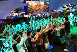 ꡼ No.013 | ָʤ¾ҤȤηŪʰ㤤סRazerCEOMin-Liang Tanᥤ󥿥ӥ塼