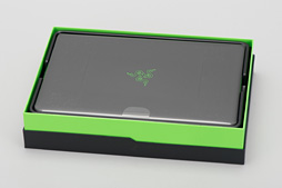 画像ギャラリー No.005のサムネイル画像 / 「Razer Blade」2016年モデルをテスト。超薄型のゲーマー向けノートPCは,持ち運べるゲーム環境への期待に応えられるか?