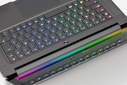 画像ギャラリー No.033のサムネイル画像 / 「Razer Blade」2016年モデルをテスト。超薄型のゲーマー向けノートPCは,持ち運べるゲーム環境への期待に応えられるか?