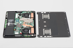 画像ギャラリー No.034のサムネイル画像 / 「Razer Blade」2016年モデルをテスト。超薄型のゲーマー向けノートPCは,持ち運べるゲーム環境への期待に応えられるか?