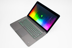 画像ギャラリー No.042のサムネイル画像 / 「Razer Blade」2016年モデルをテスト。超薄型のゲーマー向けノートPCは,持ち運べるゲーム環境への期待に応えられるか?
