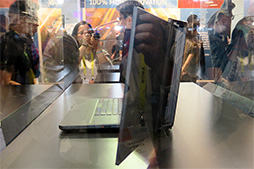 ꡼ No.004 | CES 20173ɸܤΥޡΡPCײValerieפRazerϪα̳Ƥüʥץ